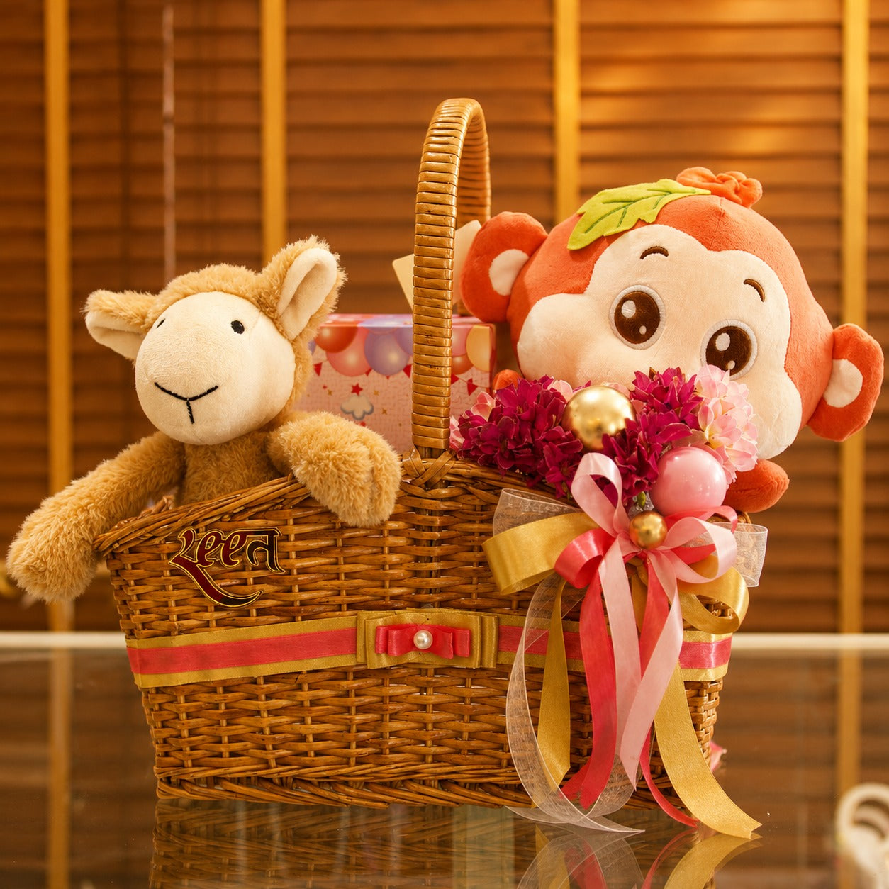 Cuddle Toys Baby Hamper